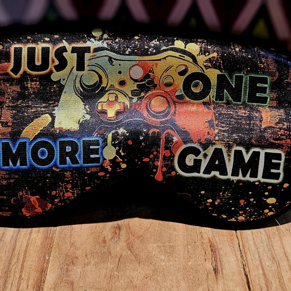 Colorful Gaming Eye Mask - Picture 1 of 2